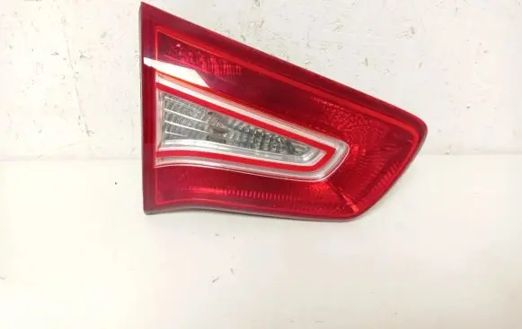 KIA Sportage Tailgate rear/tail lights 924053W010