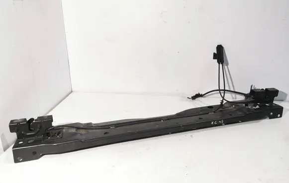 Volvo XC40 Top upper radiator support slam panel 32297098