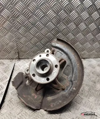 Volvo S60 Front wheel hub