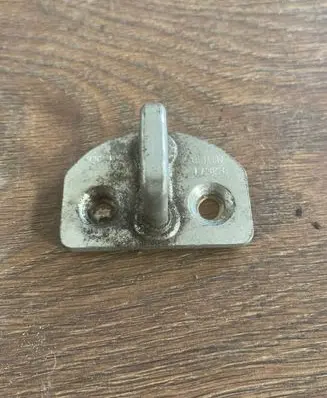 Renault Master III Rear door lock loop/hook striker 122rb