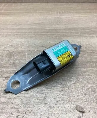 Toyota Prius (XW20) Airbag deployment crash/impact sensor 8983447020 1879000922