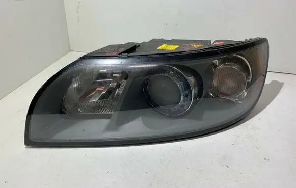 Volvo V50 Headlight/headlamp 30698895