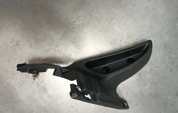 BMW X6 F16 Rear seat side bottom trim 7328268