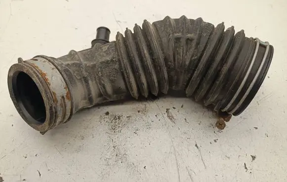 Toyota Corolla Verso AR10 Turbo air intake inlet pipe/hose 178800R010
