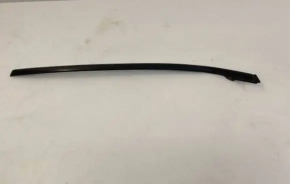Lexus IS 220D-250-350 Windshield trim 