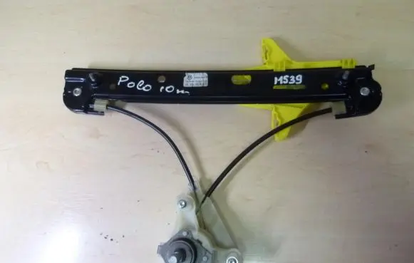 Skoda Fabia Mk2 (5J) Rear window lifting mechanism without motor 6RS839462B I1539
