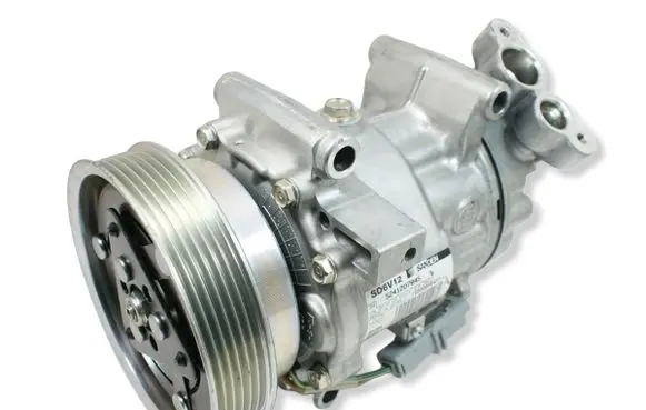 Renault Twingo II Air conditioning (A/C) compressor (pump) 7711368902