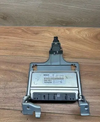 Toyota Yaris Engine control unit/module 1039S05568 896610D211 0261208036