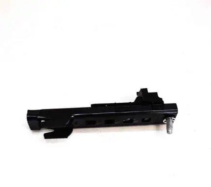 Mercedes-Benz GLE (W166 - C292) Seat belt height adjuster A1668600088