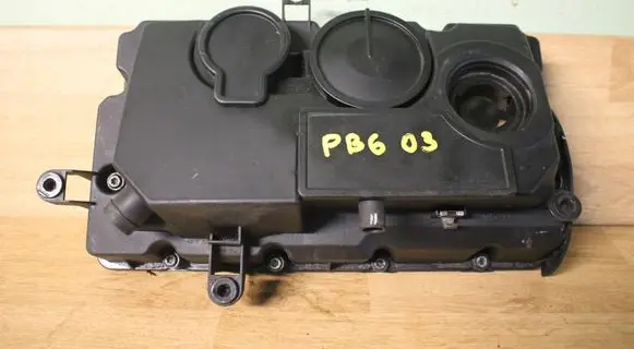 Volkswagen PASSAT B6 Rocker cam cover 03G103475D