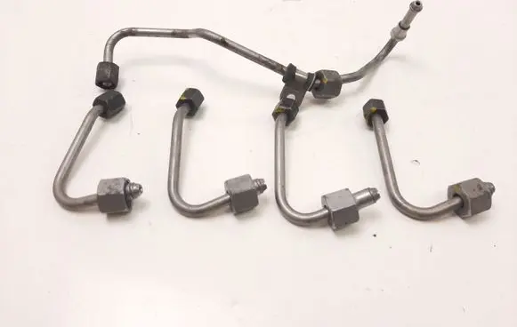 Mercedes-Benz B W245 Fuel injector supply line/pipe 