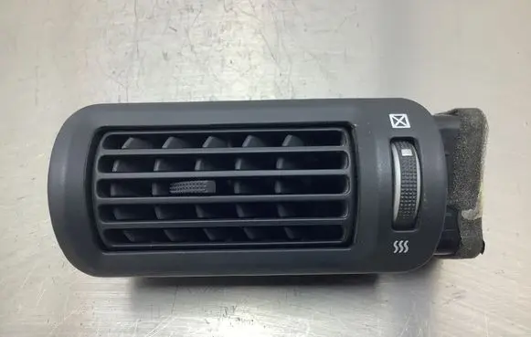 Hyundai Santa Fe Dashboard side air vent grill/cover trim 970502B100