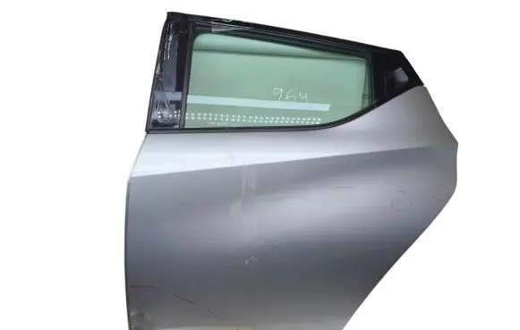 Nissan Micra K14 Rear door