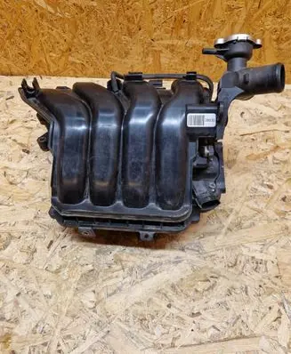 KIA Ceed Intake manifold 2B630