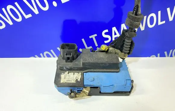 Volvo S80 Front door lock 30634616