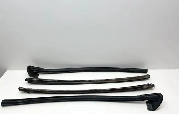 Mercedes-Benz SL R129 Other sill/pillar trim element A1296900139 A1296900239