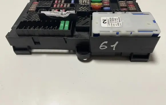BMW 5 G30 G31 Fuse module 9377503
