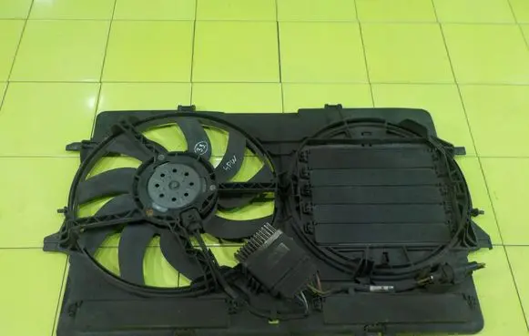 Audi A4 S4 B8 8K Fan set 8K0121003L