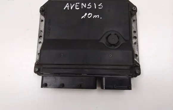 Toyota Avensis T270 Engine control unit/module 8966105D30