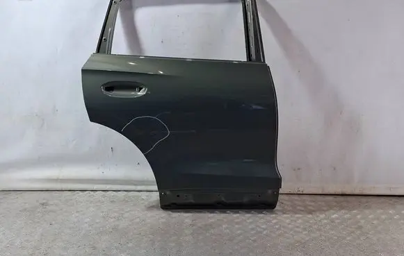 Volkswagen Tiguan Rear door 571833312B