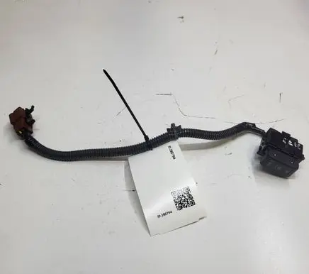 Nissan Leaf I (ZE0) Seat heating switch 14304MN