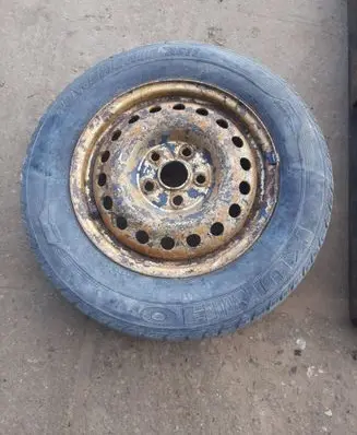 Volkswagen Transporter - Caravelle T4 R15 spare wheel 1957015C