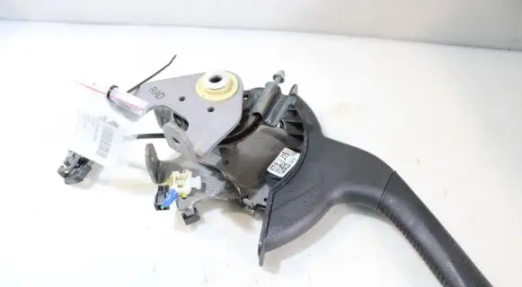 KIA Ceed Hand brake release handle 