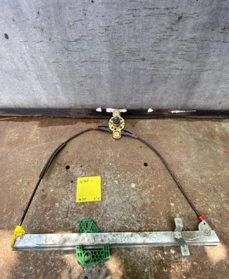 Ford Fiesta Front door manual window regulator