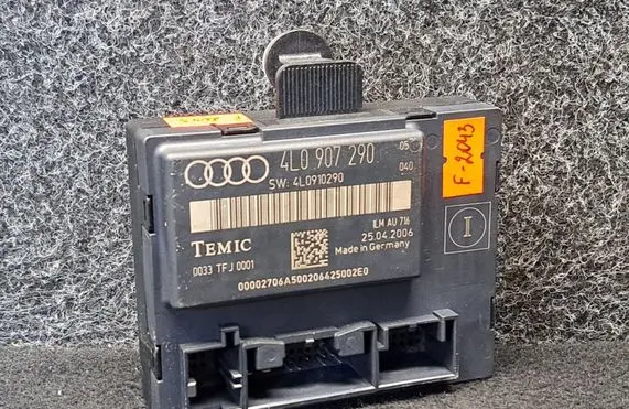 Audi Q7 4L Door control unit/module 4L0907290 4L0910290
