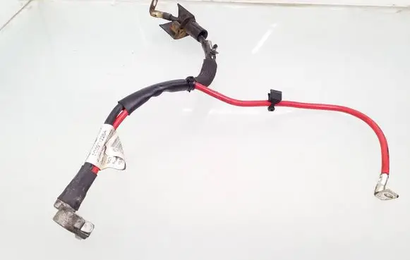 Volkswagen Golf VII Positive cable (battery) 5Q0971228A