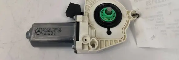 Mercedes-Benz S W221 Front door window regulator motor A2218202842
