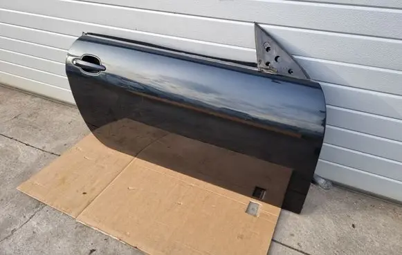 Door (2 Door Coupe)