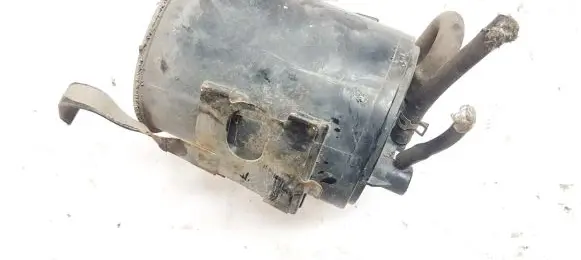 Mitsubishi Galant Active carbon filter fuel vapour canister 
