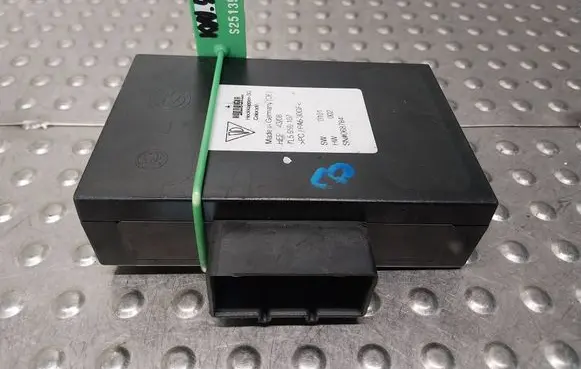 Porsche Cayenne (9PA) Tailgate/trunk control unit/module 7L5959107