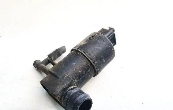 Toyota Verso Windscreen/windshield washer pump 853300F020