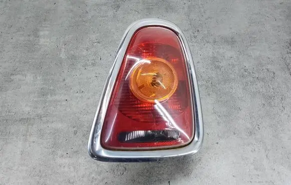 Rear/tail lights