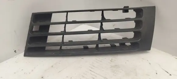 Audi A4 S4 B5 8D Front bumper lower grill 8D0807345AA