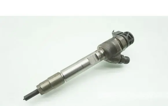 Mini Cooper Countryman F60 Fuel injector 0445110613