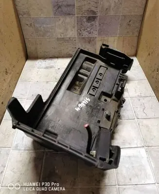 Opel Signum Battery box tray 24413805 0086022