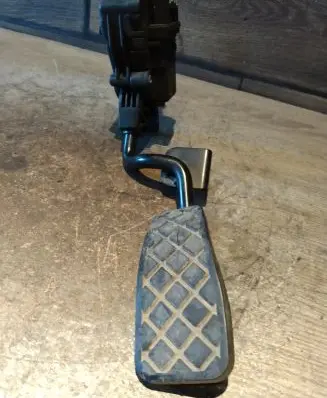 Audi A6 S6 C6 4F Accelerator throttle pedal 4F2721523