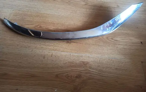 Citroen DS7 Crossback Rear/tail light trim molding 
