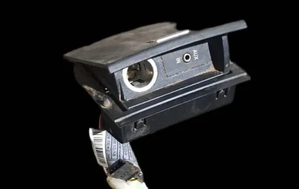 BMW X3 E83 AUX in-socket connector 342828802 3414022