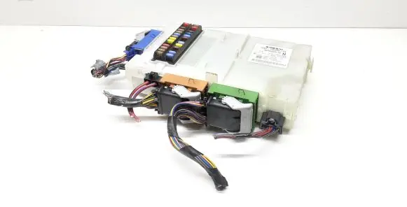 Volvo V70 Fuse module 30765624 7G9T14C256FA