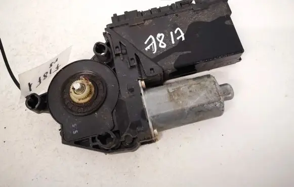 Audi A8 S8 D3 4E Front door window regulator motor 4e0959801a 4e0910802