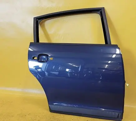 Citroen C4 I Rear door 