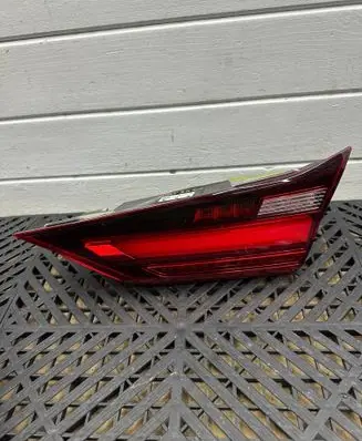 BMW 1 F40 Tailgate rear/tail lights 7450652 647752