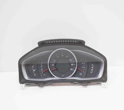 Volvo V60 Speedometer (instrument cluster) 36001777 799300U