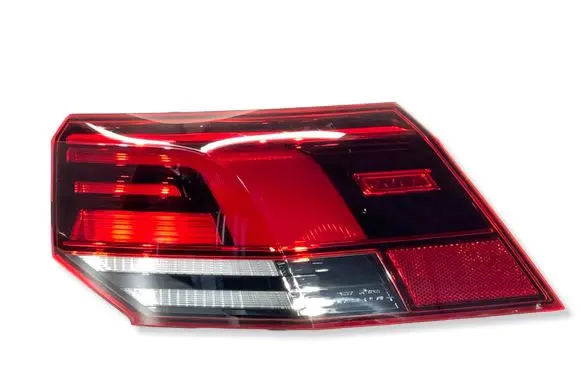 Volkswagen Golf VIII Rear/tail lights 5H0945096C 81970201