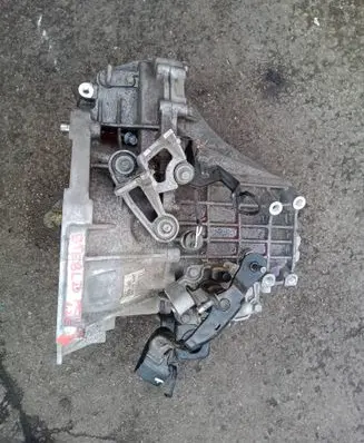 KIA Picanto Manual 5 speed gearbox 8TE8 8318133