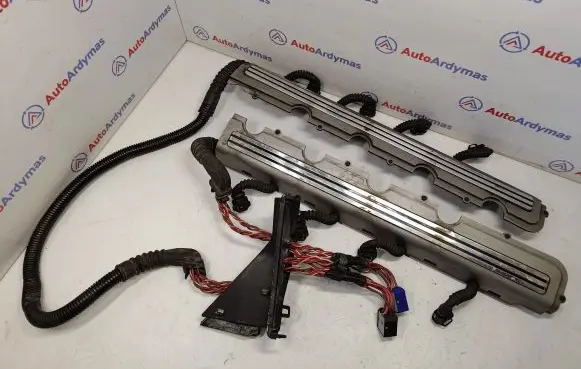BMW 7 E38 Fuel injector wires 12517788153